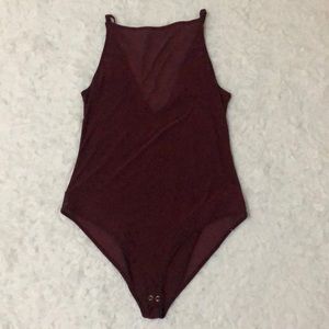 Mesh V-neck maroon body suit